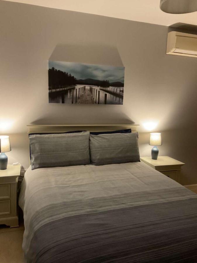 Seaview Apartment พอร์ตสจ๊วต ภายนอก รูปภาพ